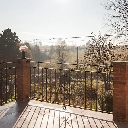 La Terrazza Sul Giardino アスティ